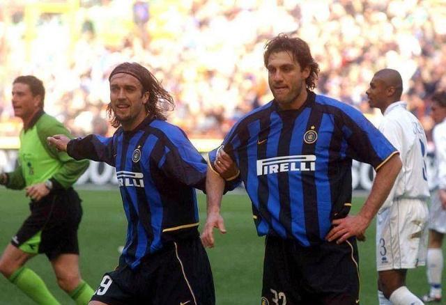 迪马：递补入选意大利国家队的坎比亚吉因小腿不适退出集训营（迪马：坎比亚吉小腿不适，递补入选后已退出意大利队集训）