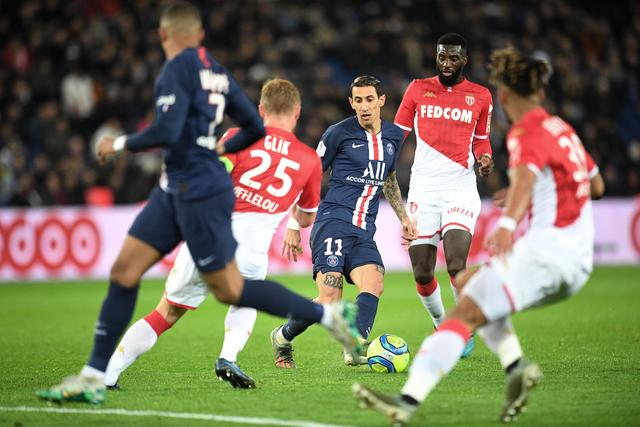 AC米兰主场气势如虹（AC米兰主场势不可挡）