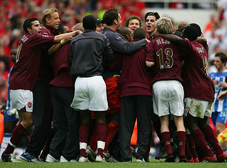 意媒：因机场跑道结冰，尤文全队与远征球迷被困挪威（意媒称挪威机场跑道结冰致尤文全队与远征球迷滞留）