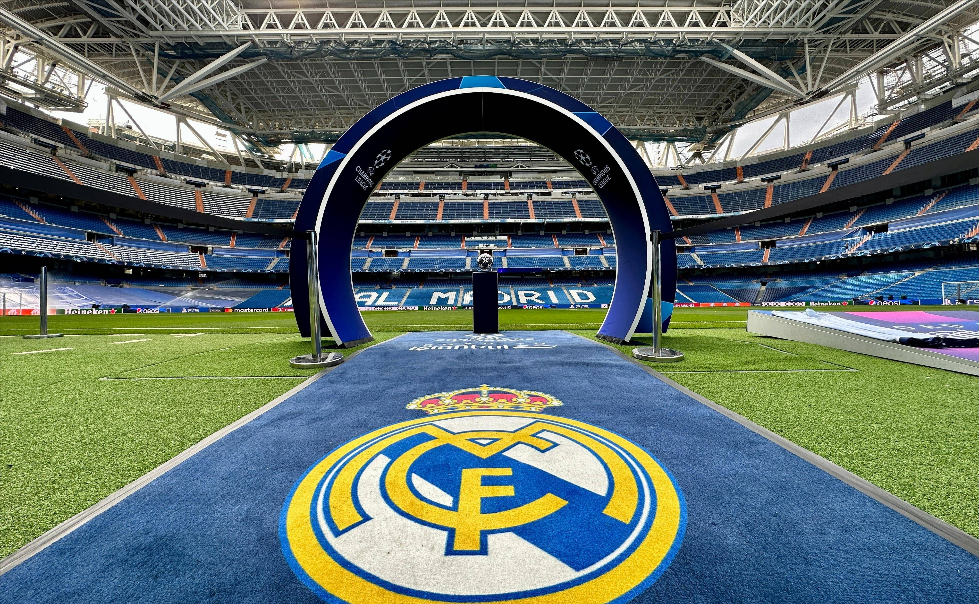 巴萨旧将：我的两座欧冠总被开玩笑；亚马尔达不到梅西的高度（前巴萨球员：我的两座欧冠常被调侃，亚马尔难及梅西高度）