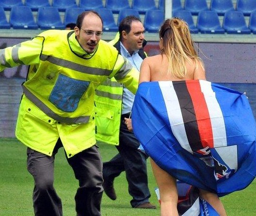 格瓦迪奥尔vs利兹联全场数据：破门+送点，12次丢失球权（格瓦迪奥尔战利兹联全场表现：进球又送点，12次丢失球权）