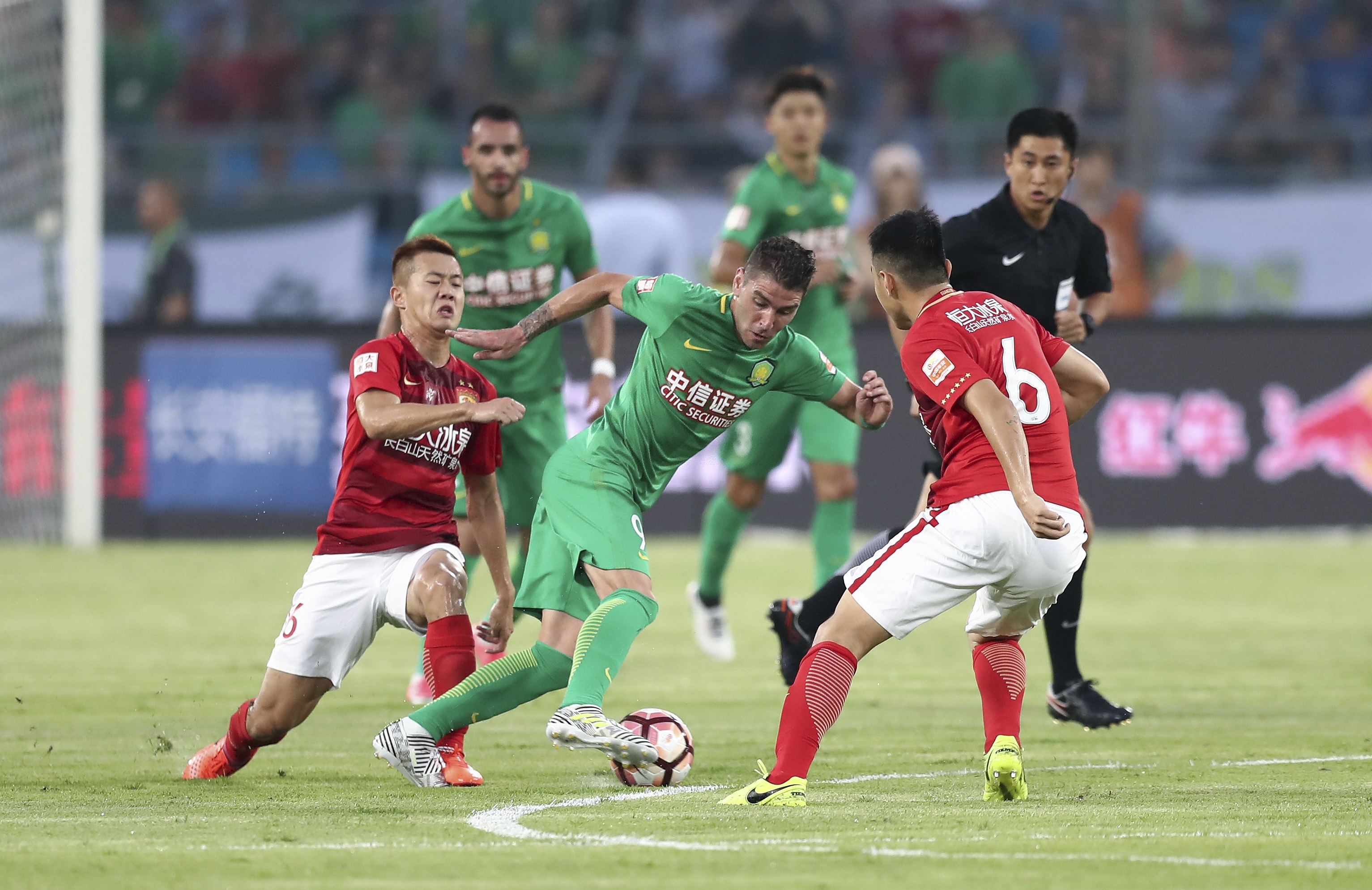 阿隆索回应拉波尔塔：如今到处都有面向自己支持者的民粹言论（阿隆索回击拉波尔塔：当下面向自家支持者的民粹话术随处可见）